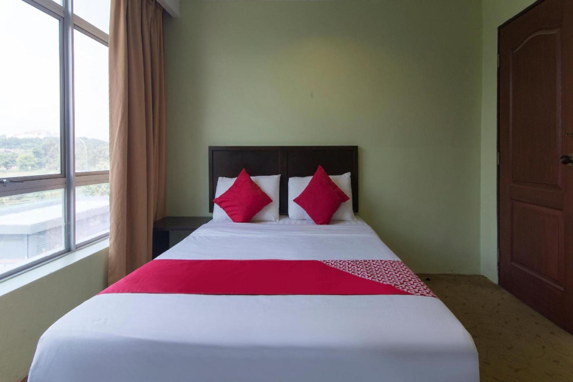 Amani Hotel Kampong Sungai Ramal Dalam Ngoại thất bức ảnh