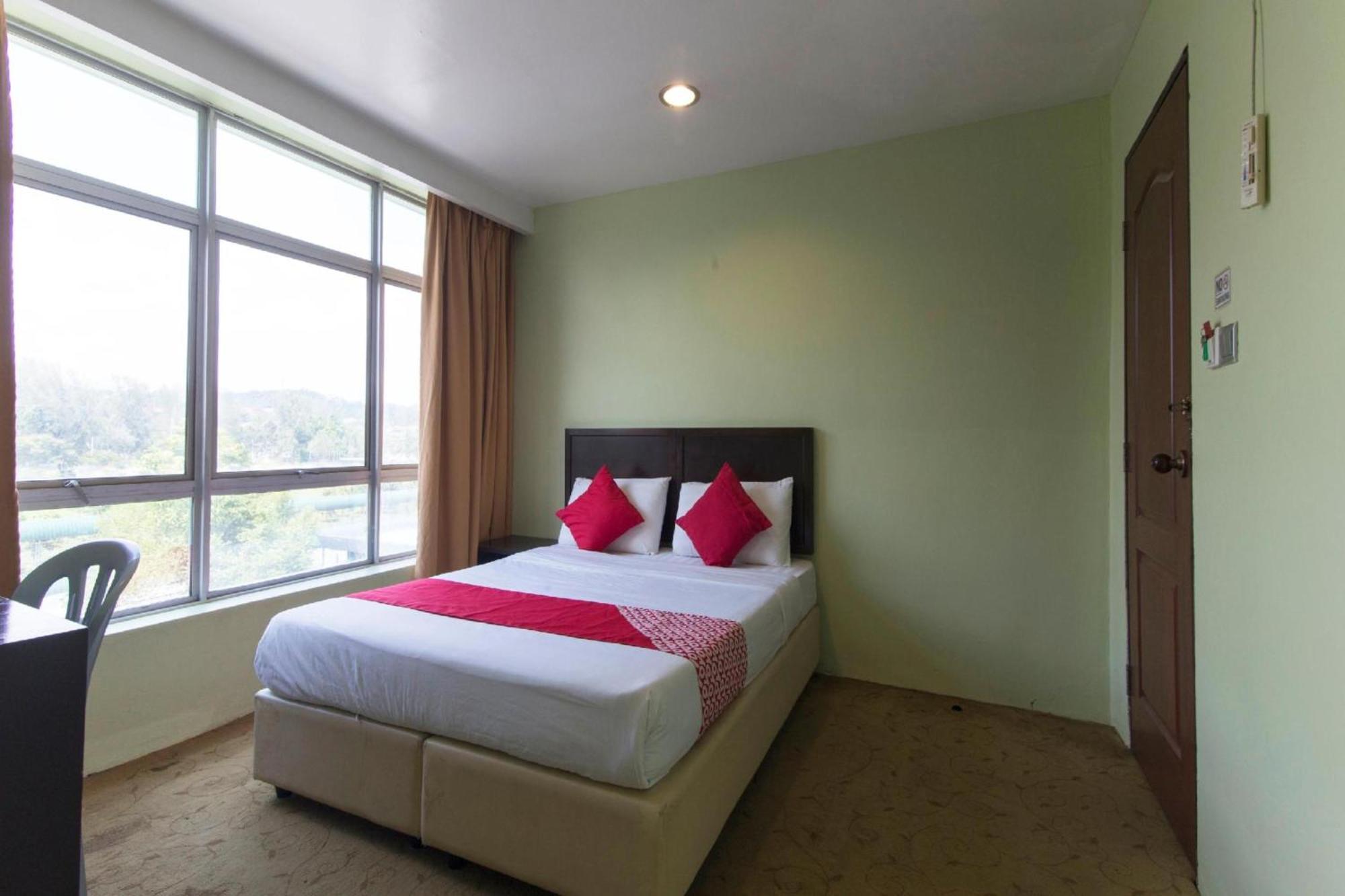 Amani Hotel Kampong Sungai Ramal Dalam Ngoại thất bức ảnh